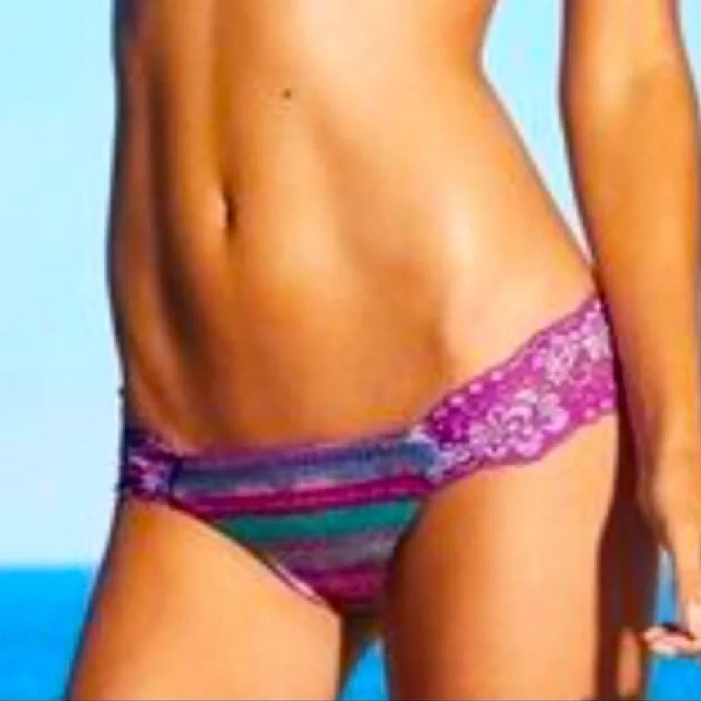Beach Bunny Reversible Bikini Bottom
